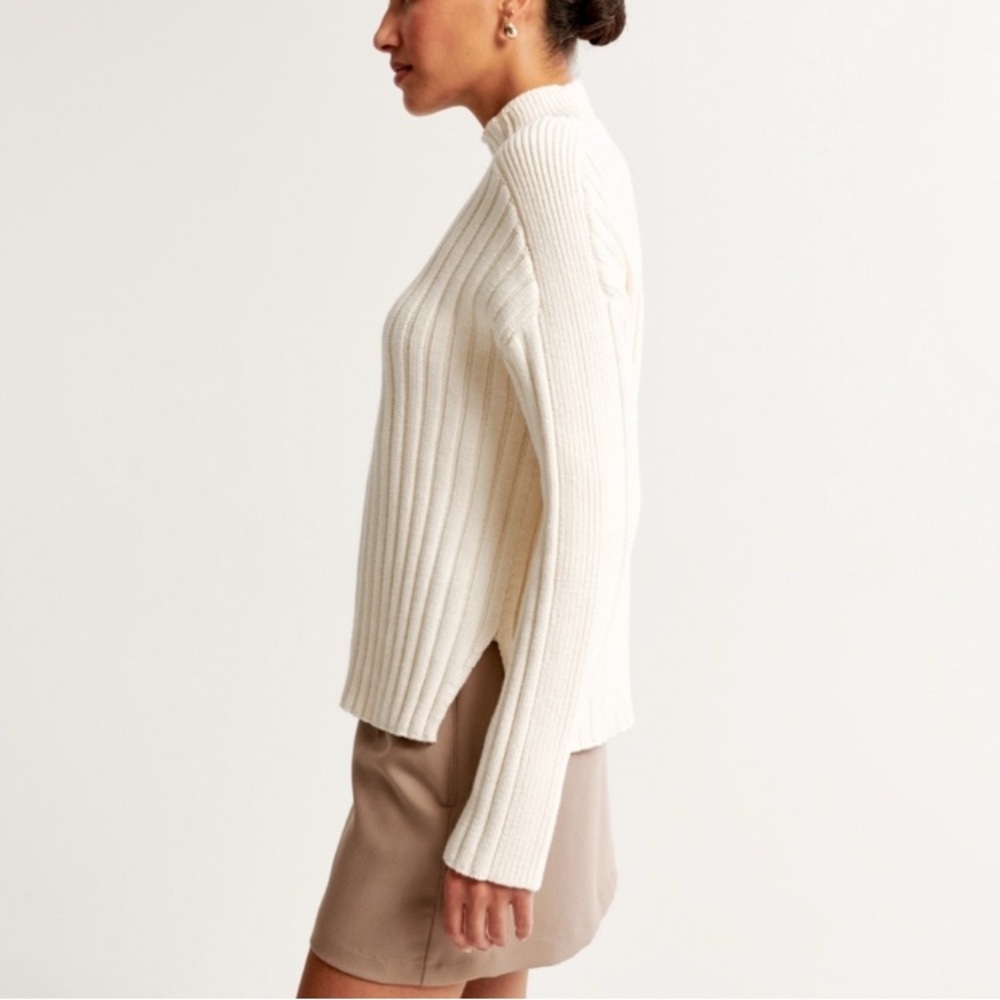NWT Abercrombie & Fitch Ribbed Mockneck Cream Ivory Sweater Preppy Y2K Viscose M - Picture 3 of 8